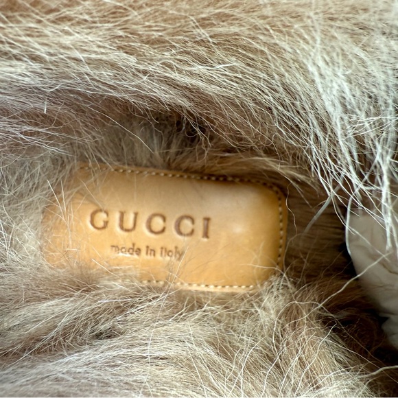 Gucci Red Leather Flats with Brown Lamb Fur and Gold Hardware - Picture 7 of 7